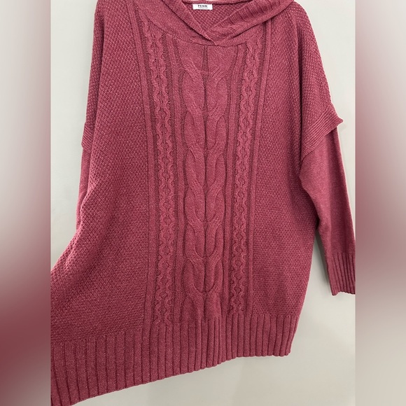 ⭐️Like New⭐️ Penningtons: Women’s Hooded Knit Sweater- Size 2X - Picture 3 of 14